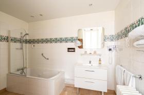 Hôtel de l'Abeille - photo 16