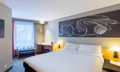 ibis Orléans Centre Foch - photo 1