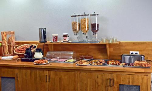 Fasthotel Orleans Zénith - photo 3